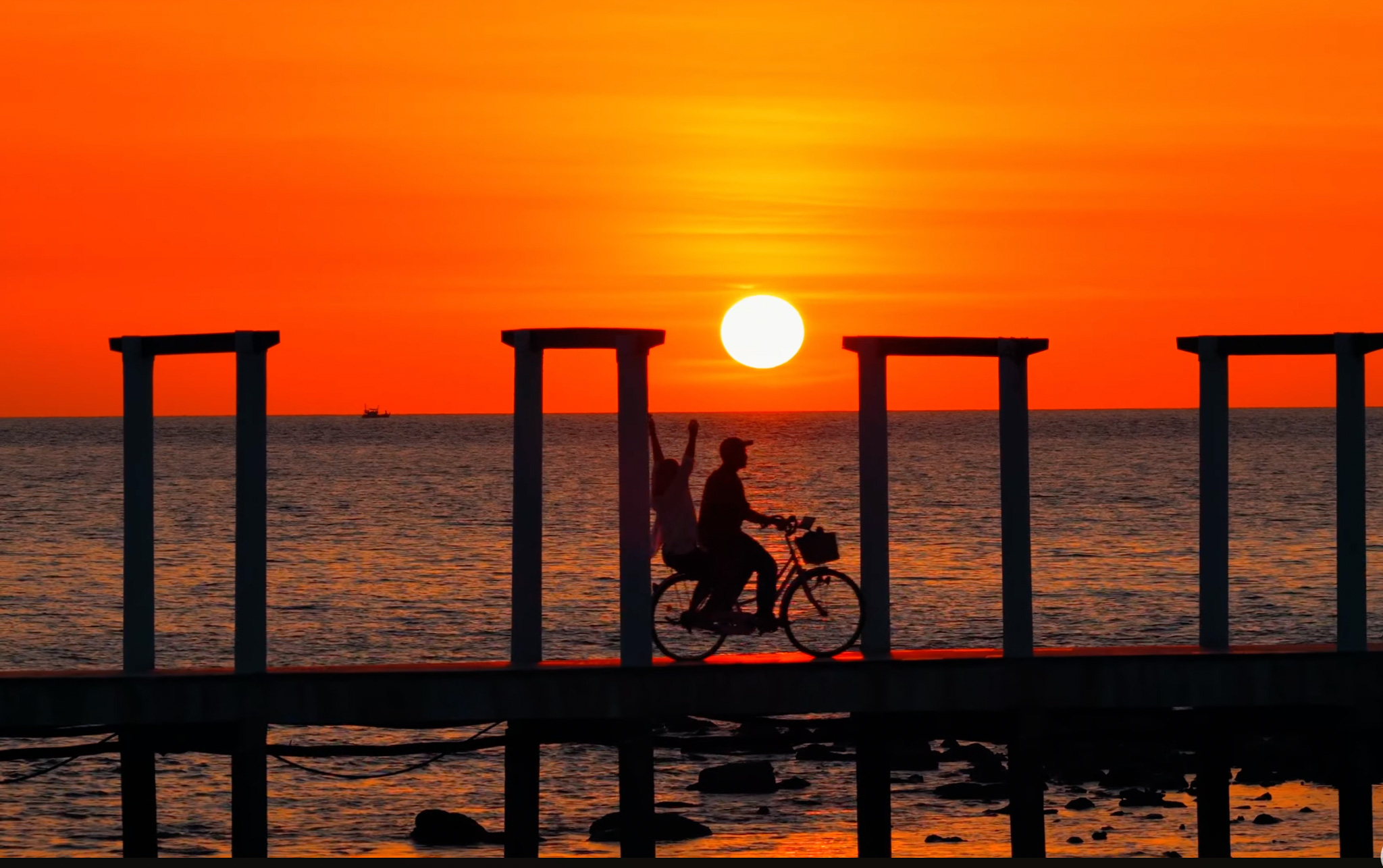 A Ride Into Sunset